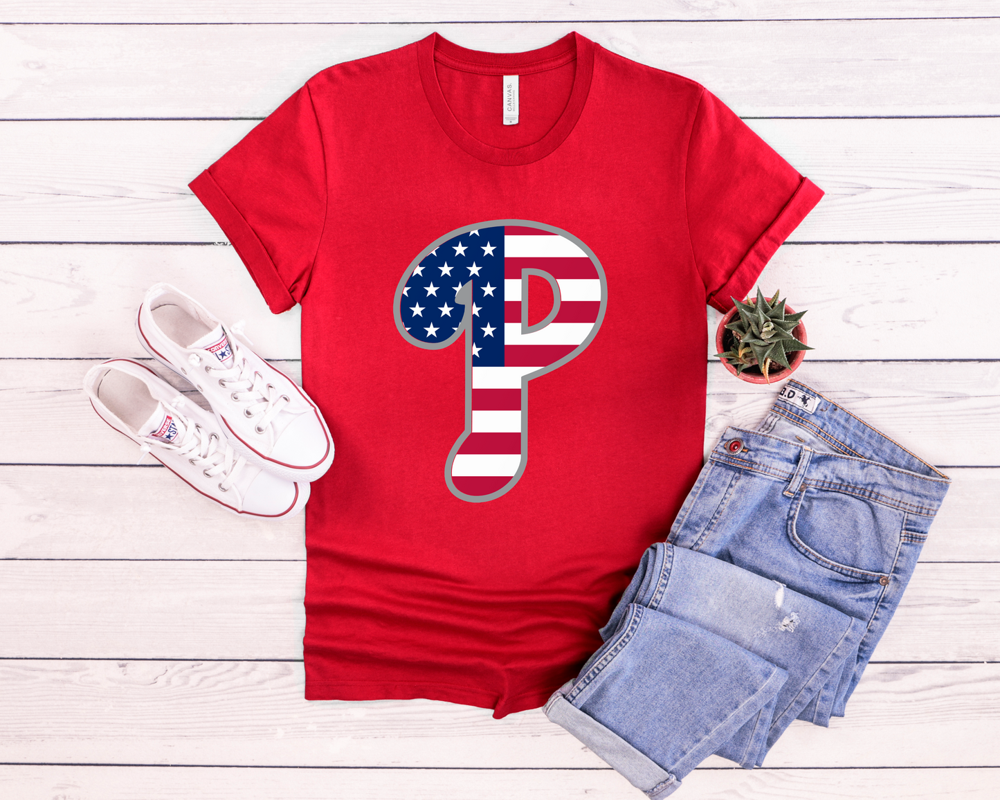 Phillies Flag "P" T-shirt